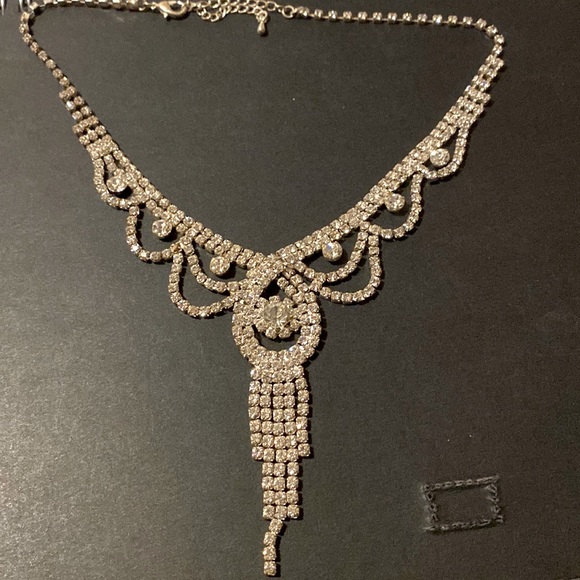 2/$30 add some bling necklace - Picture 1 of 2